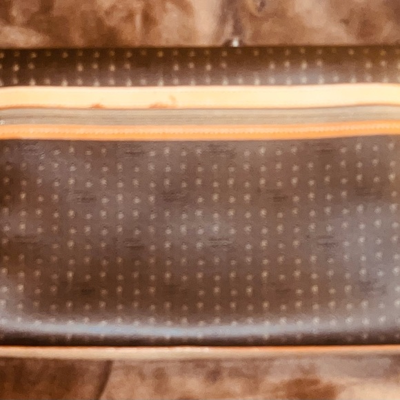 Vintage Grand Lion bag - Picture 3 of 4